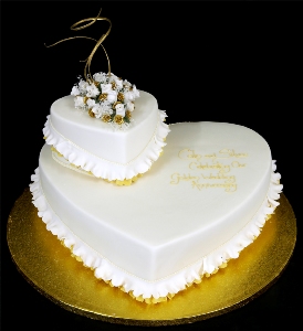 2Kg Double Heart Shape Anniversary cake 2Kg Double Heart Shape Anniversary cake